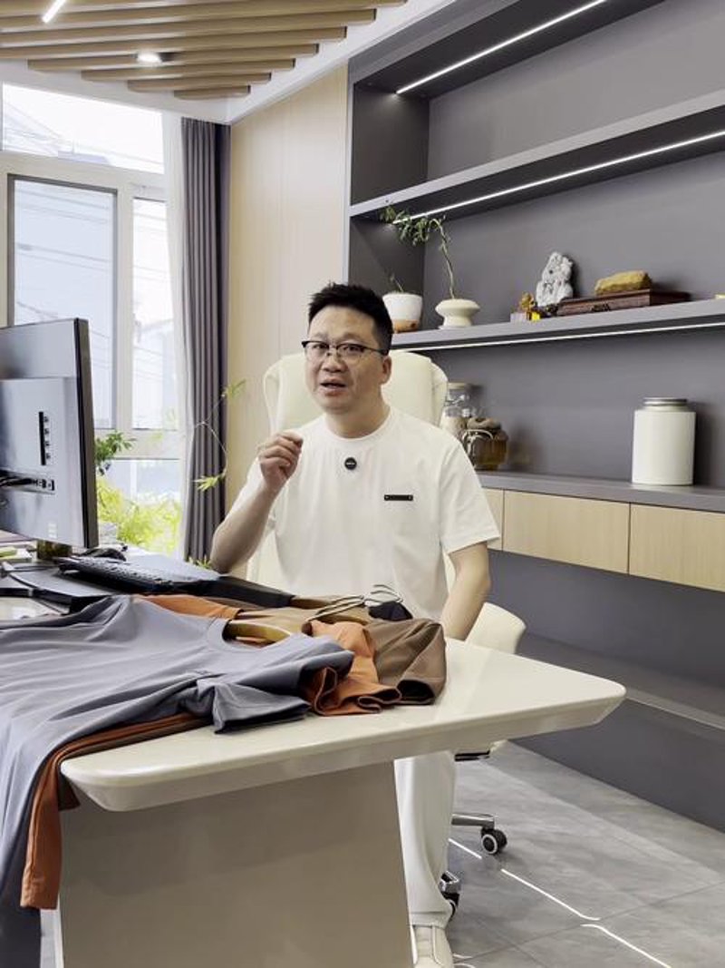 团体服装定制市场新动态——快速适应与创新突破